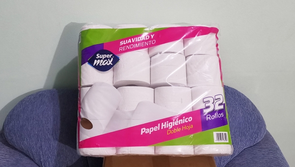 Papel Higienico Doble Hoja, 33 Rollos / Walmart