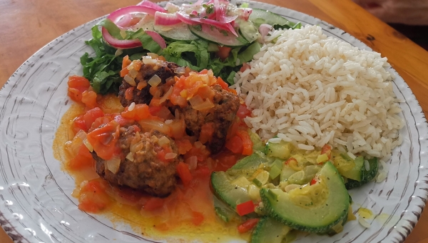 Albóndigas Caseras / Esencia Mercadito