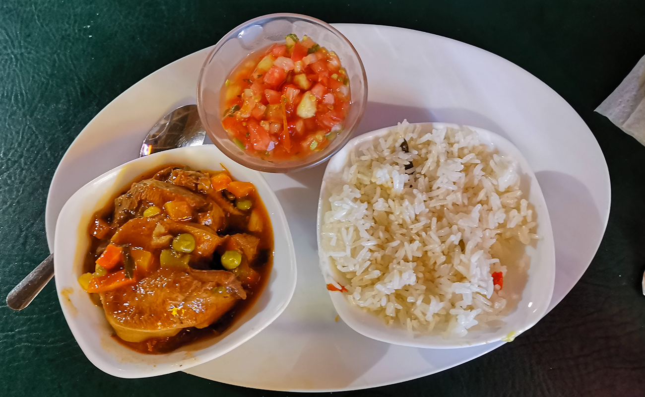 Boca Lengua en Salsa