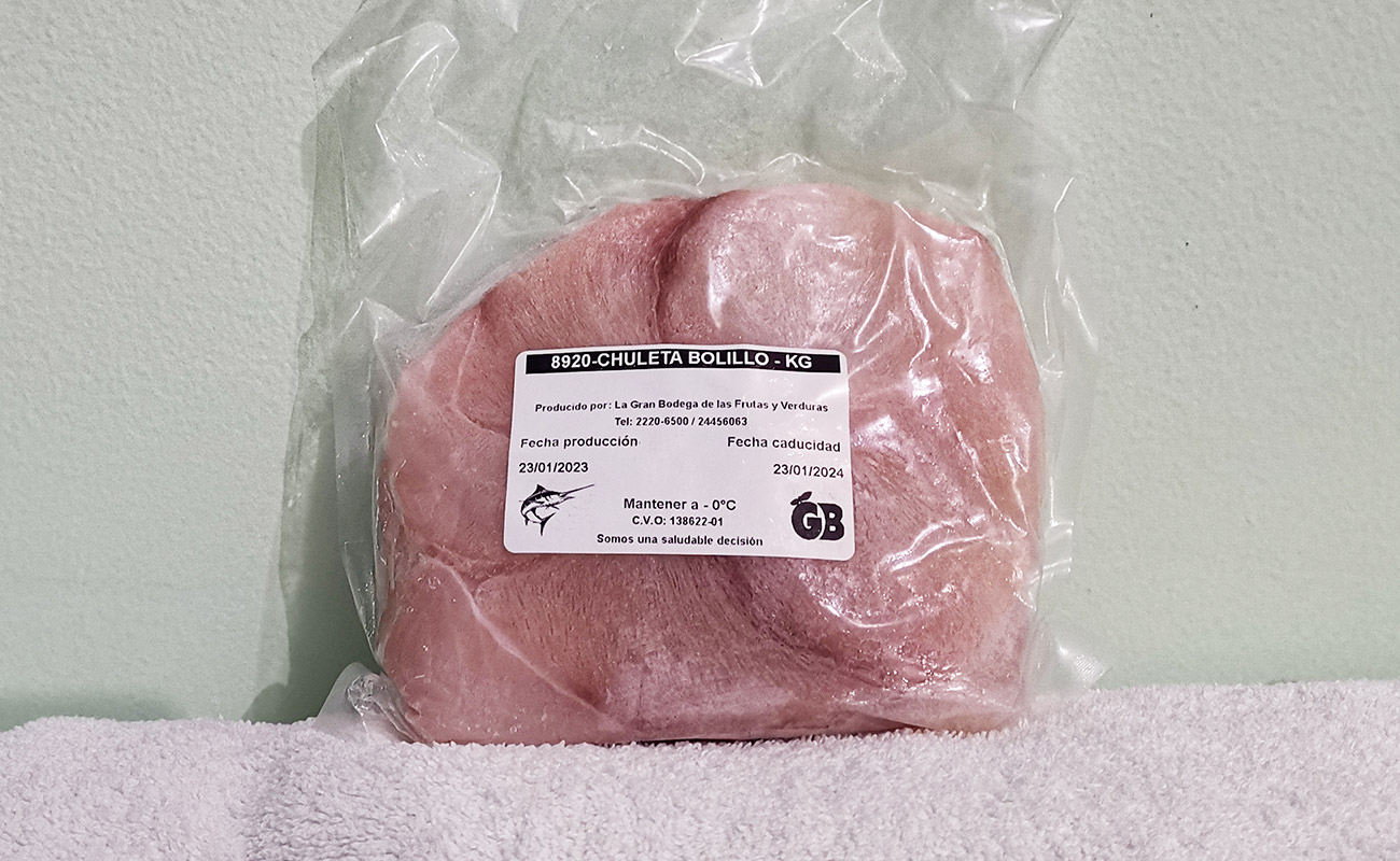 Chuleta de Bolillo 540g / La Gran Bodega de Frutas y Verduras, Flores, Heredia-03082023