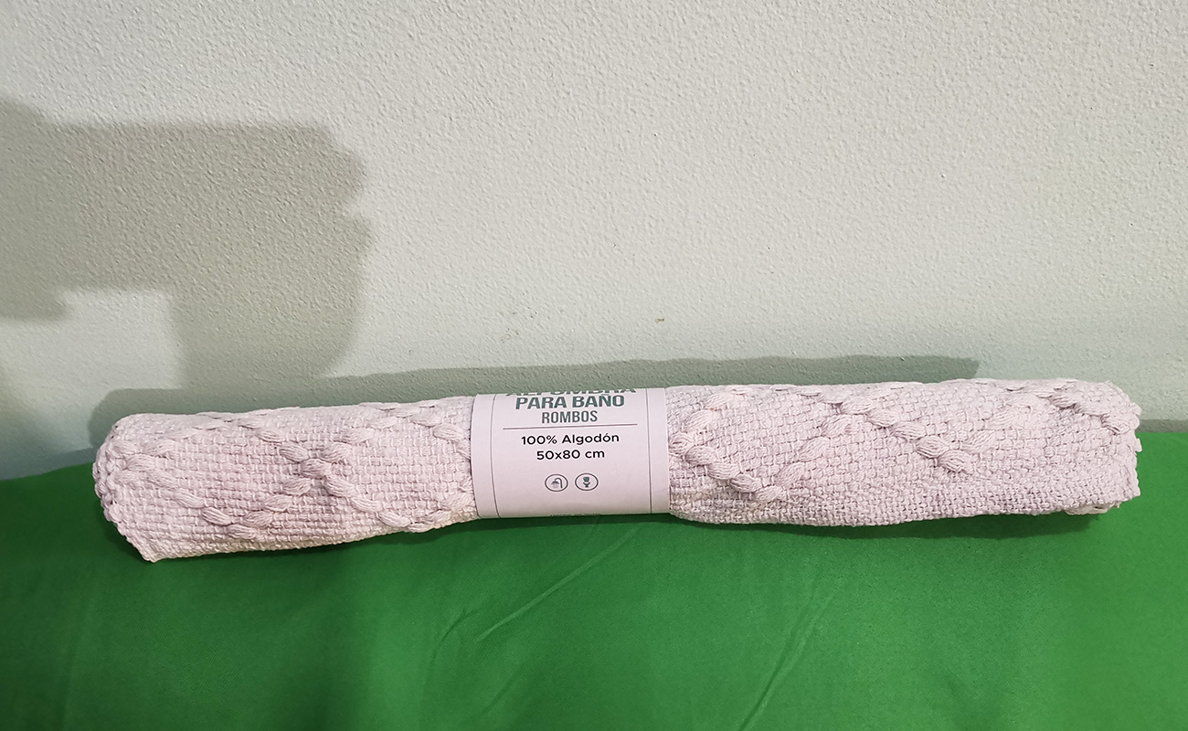 alfombra-para-bano-50x80-100-algodon-pequeno-mundo-san-joaquin-distrito-mercedes-canton-heredia-16022024