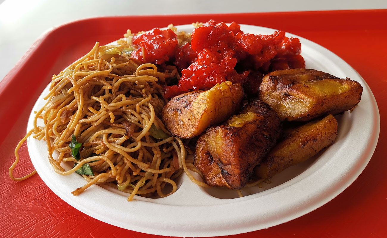 arroz-chino-fideos-pollo-a-la-naranja-maduro-restaurante-satay-express-mall-san-pedro-barrio-los-yoses-canton-san-pedro-san-jose-13012024