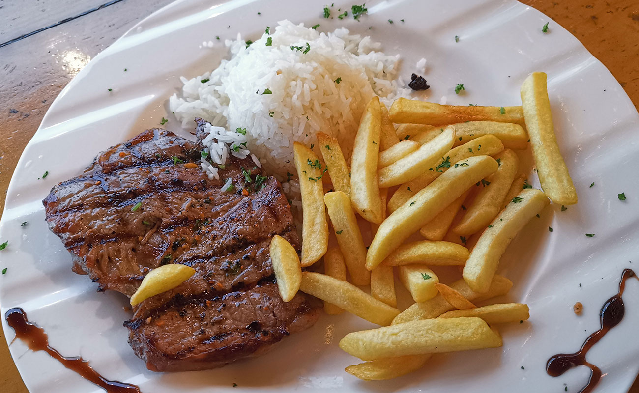 Churrasquito 200g / Restaurante Hotel Cypresal y Mirador, San José de la Montana, Barva. Heredia 27082023