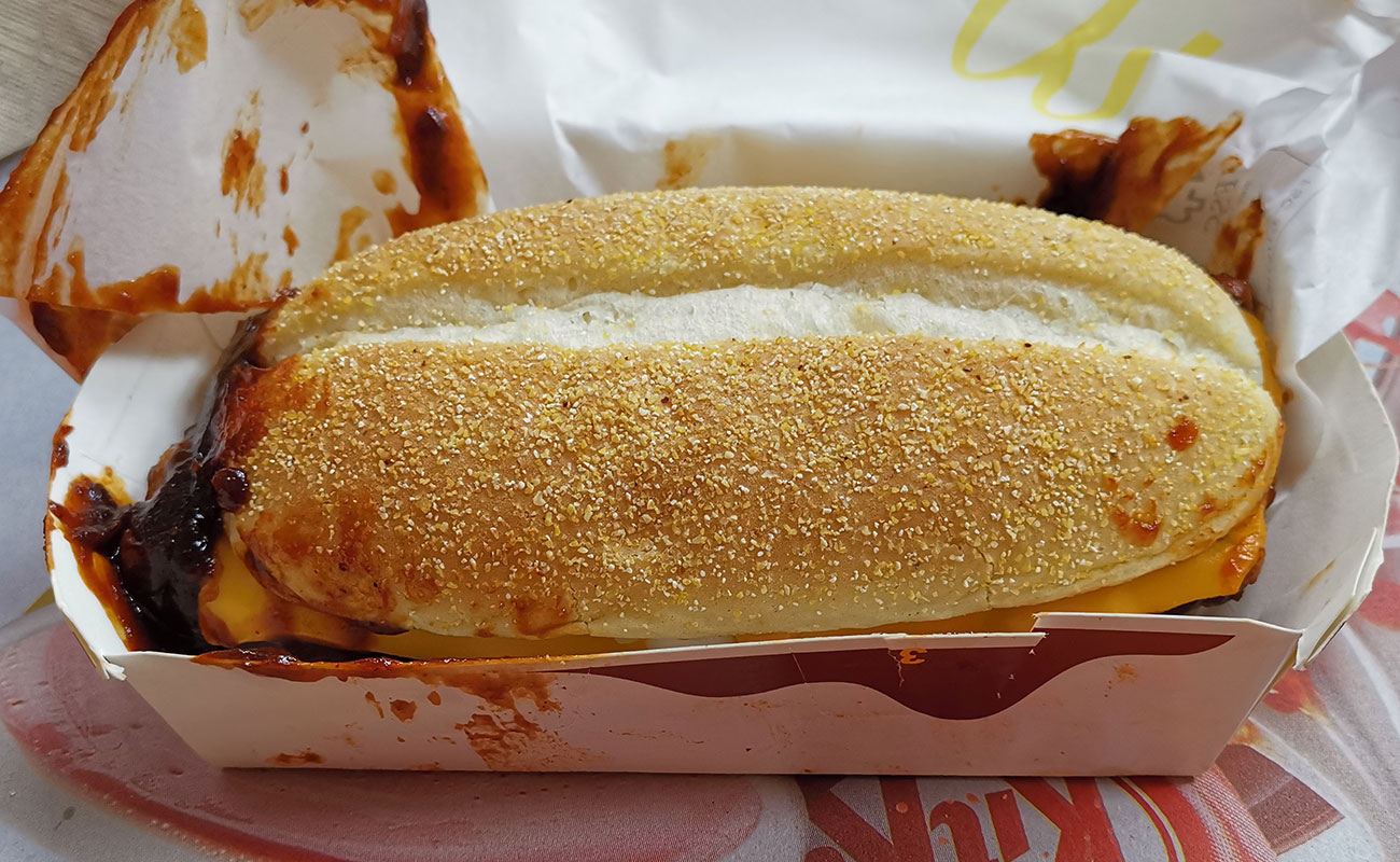 costilla-mcrib-emparedado-macdonals-barrio-cariari-distrito-ulloa-canton-heredia-29122023