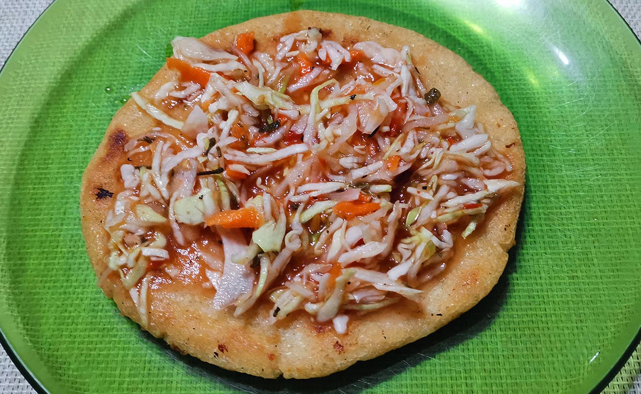 pupusa-con-chicharron-express-pupusas-los-salvadorenos-barrio-la-palma-distrito-san-francisco-canton-heredia-heredia-14052024